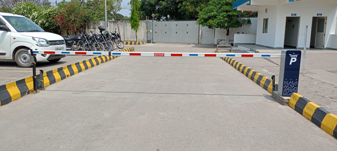 Boom Barriers (Entrance solutions)